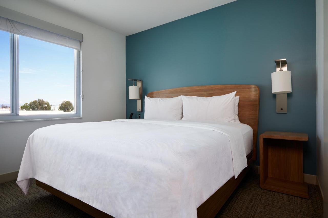 Hotel Element Irvine Extérieur photo
